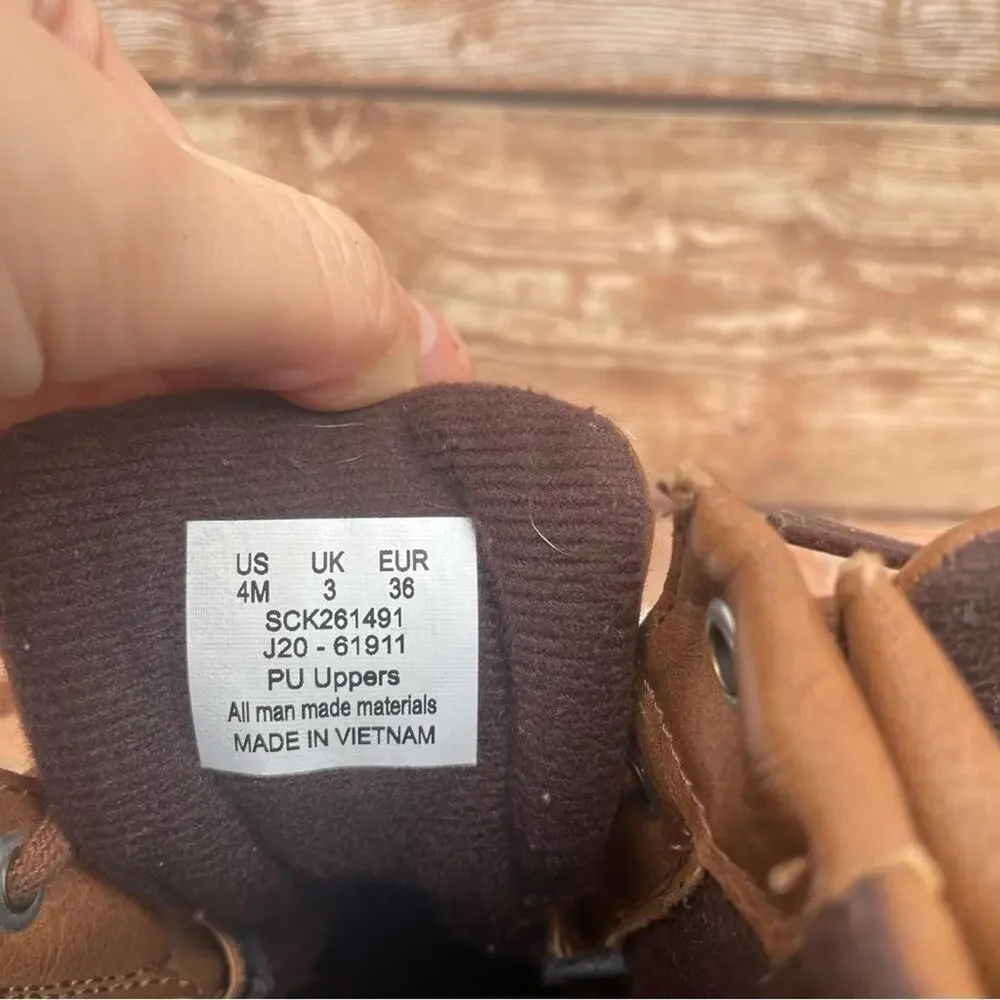 Sperry duck boots size 4M